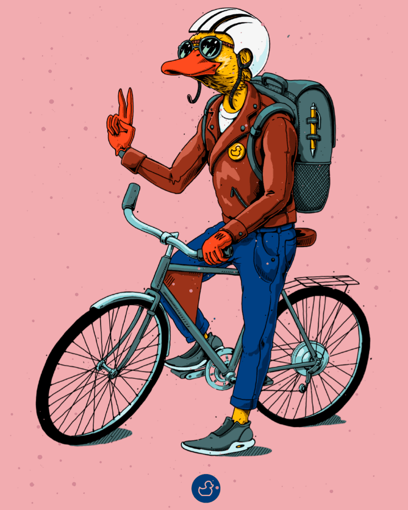 Um pato de desenho animado usando óculos escuros, capacete branco, jaqueta marrom, calça jeans azul e tênis anda de bicicleta. O pato carrega uma mochila com um tapete enrolado e faz o sinal da paz com uma das mãos. O fundo é rosa com pontos espalhados. - Luiz Volpato Arquitetura